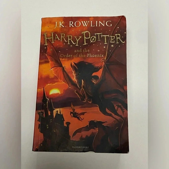 Harry Potter and the Order of the Phoenix - Book 5 | Softcover 📚 - Picture 12 of 16